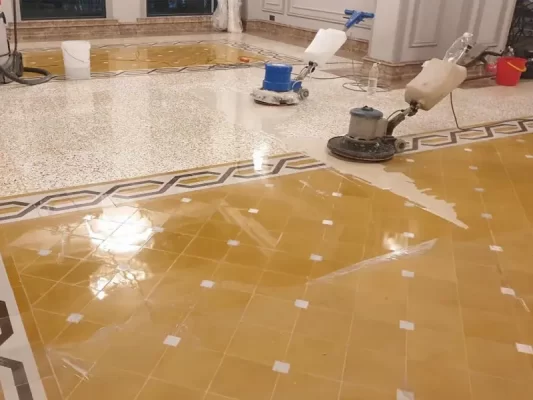 Nên chuẩn bị gì trước khi đánh bóng đá?